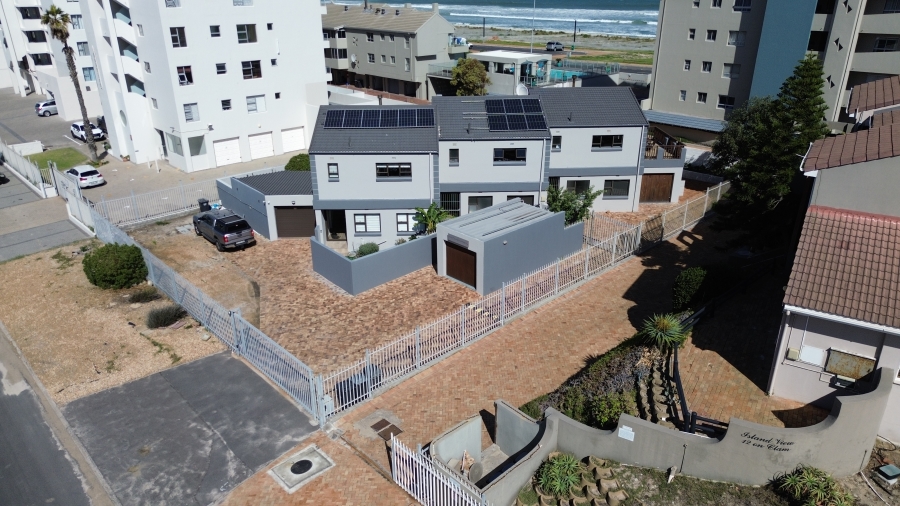 Commercial Property for Sale in Waves Edge Western Cape
